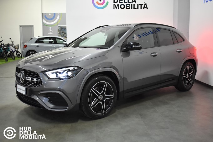 MERCEDES-BENZ GLA 200 d Automatic 4Matic AMG Line Premium Plus